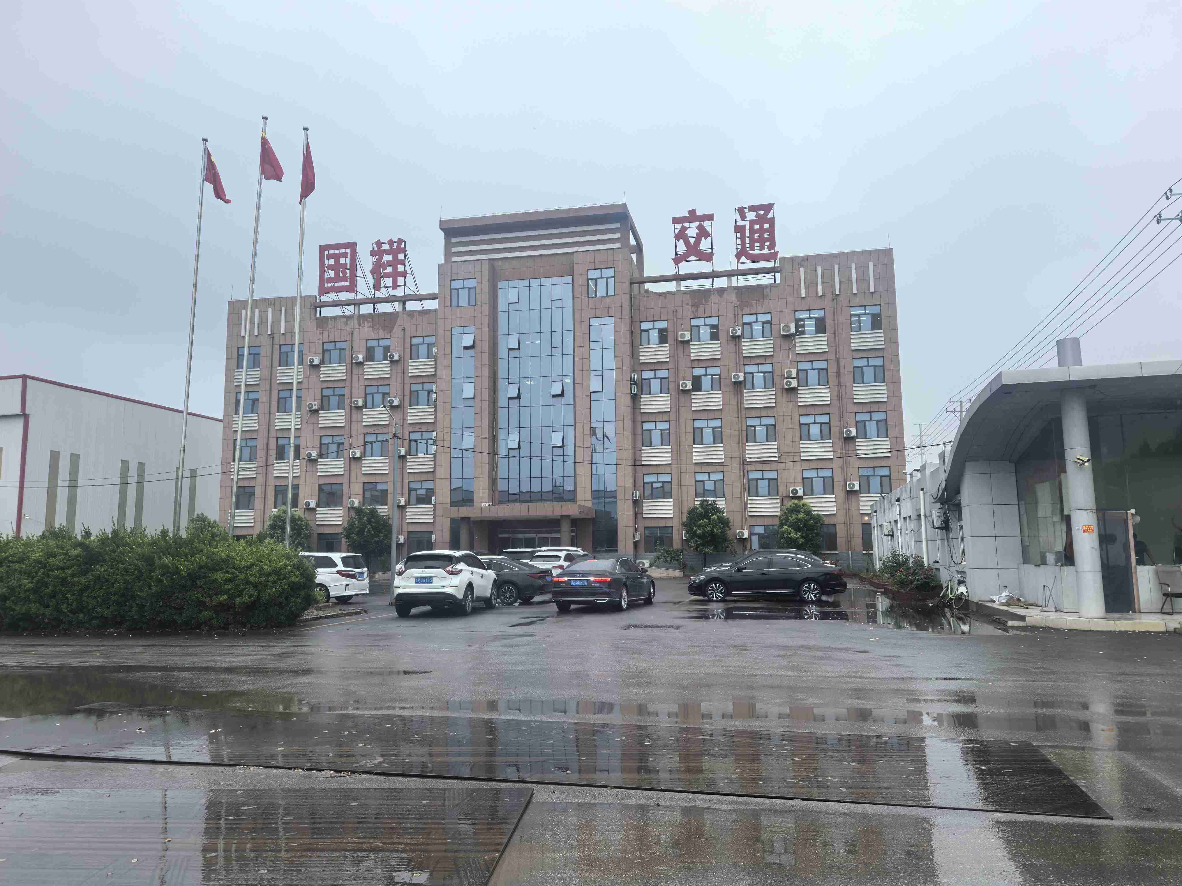 乌鲁木齐市喷塑波形护栏浸塑波形护栏 - 哪里好
